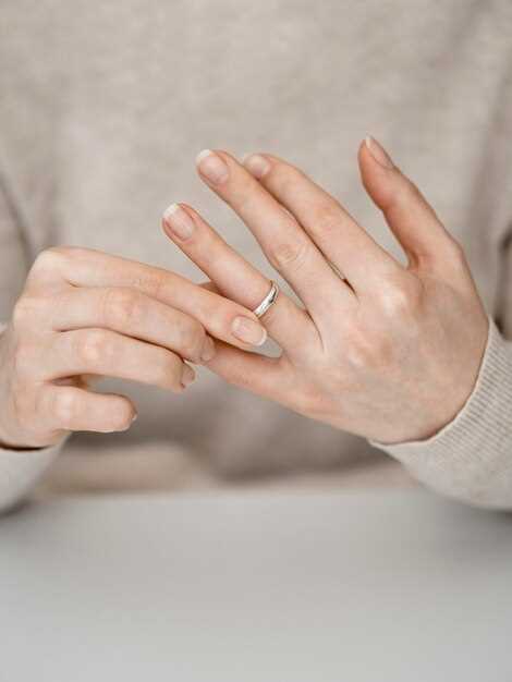 Зачем нам нужны волнистые ногти на больших пальцах рук?